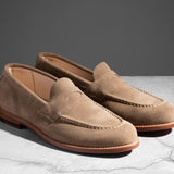 Unlined Traveler Penny Sand Suede